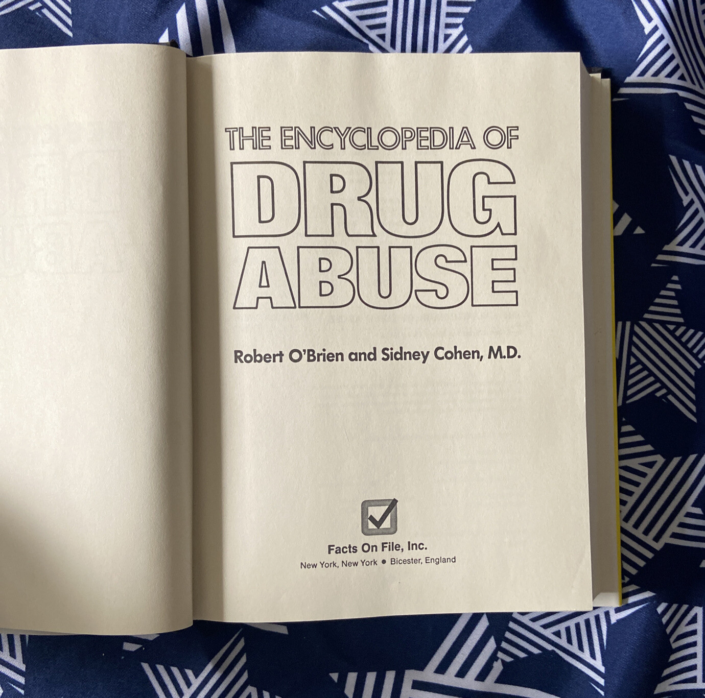 Encyclopedia of Drug Abuse Robert OBrien Sidney Cohen Hardcover dust jacket 1st