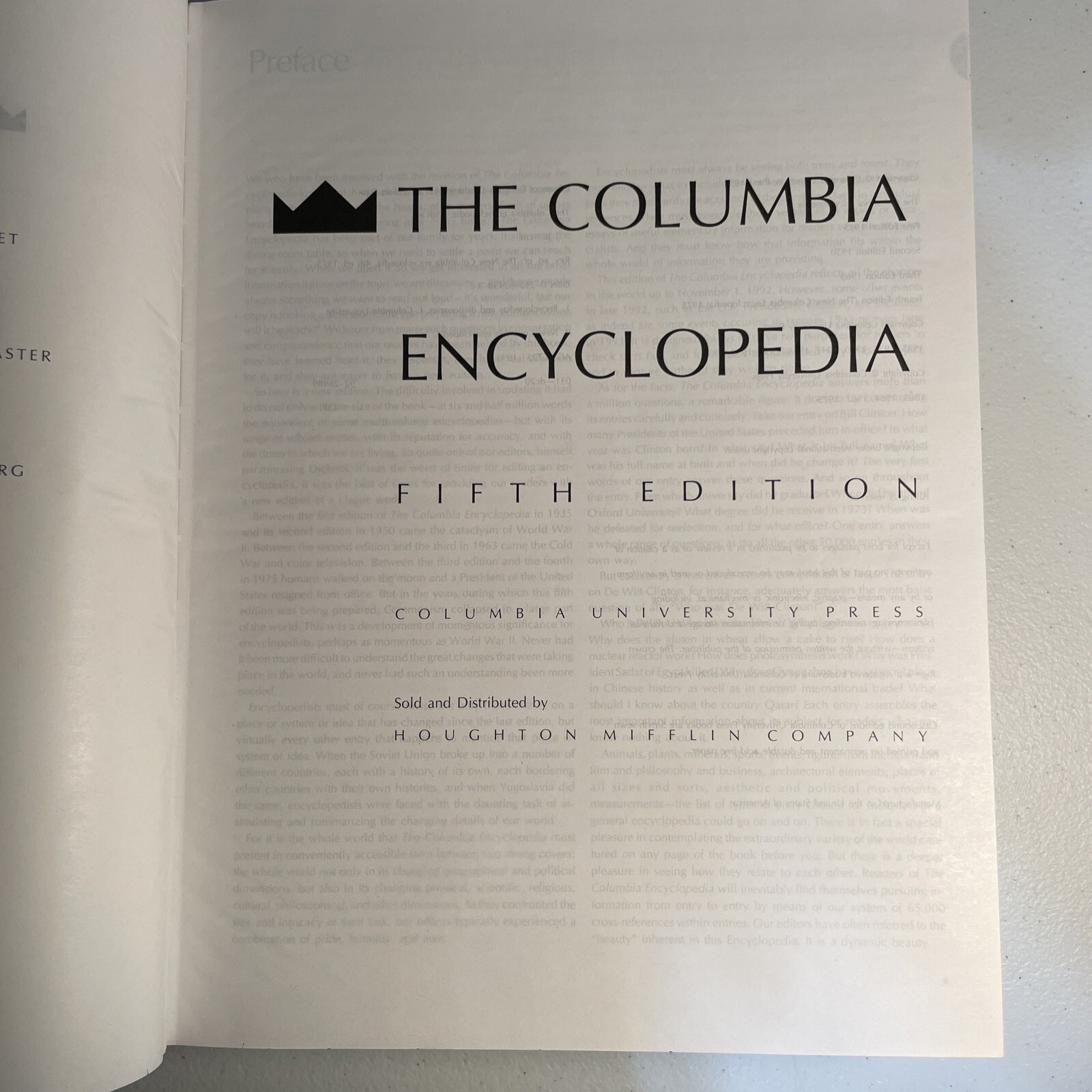 The Columbia Encyclopedia Fifth Edition HC/DJ 1993 Hardcover Blue Dust Jacket