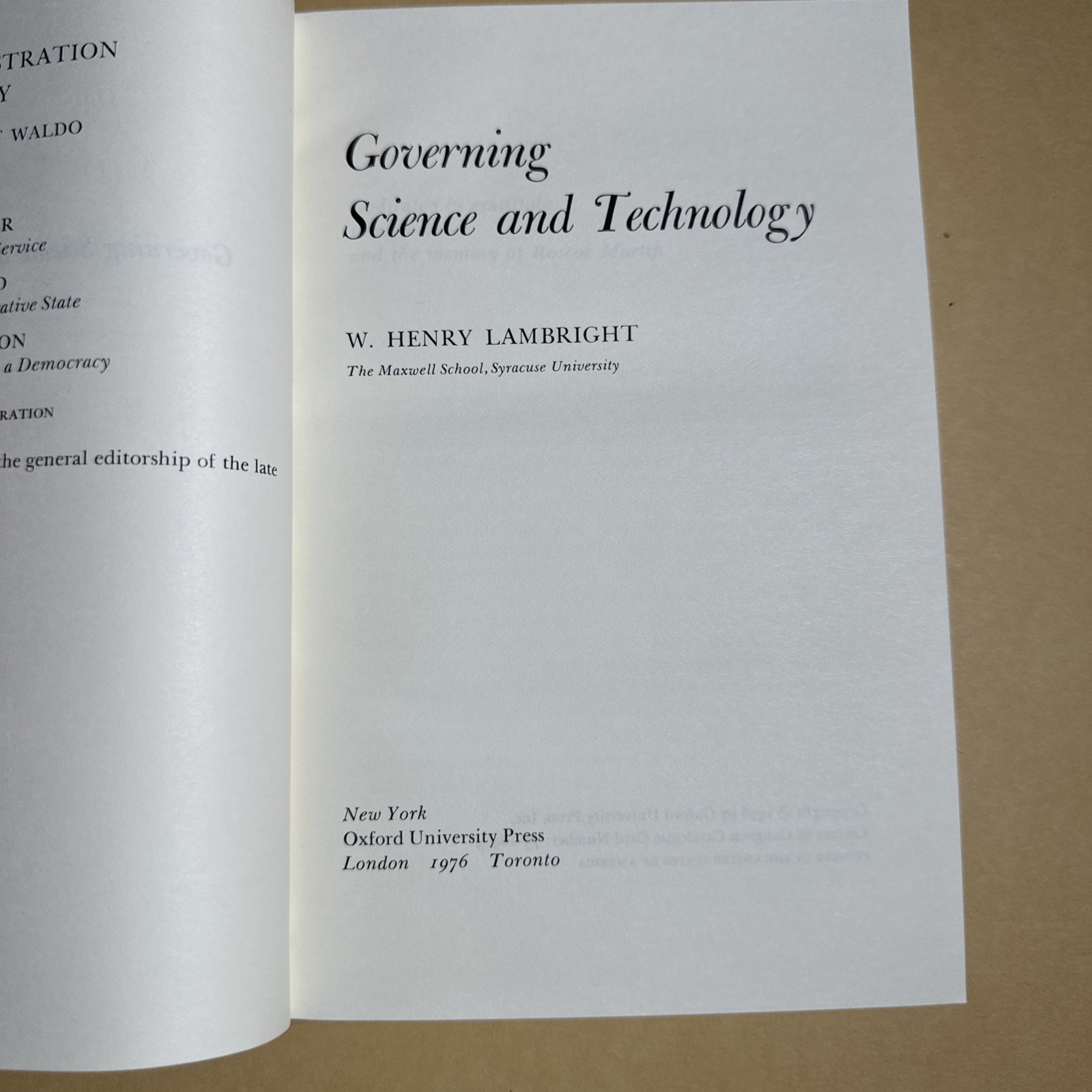 GOVERNING SCIENCE & TECHNOLOGY By W. Henry Lambright HC Dust Jacket 25A1212